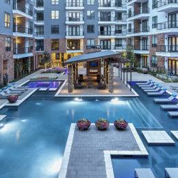 Pool deck at Windsor Fitzhugh in Dallas, TX